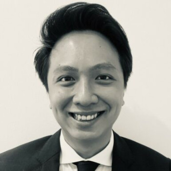 Benjamin Foo - Ex-Bain, INSEAD MBA